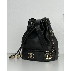 Chanel Vintage Black Caviar Drawstring Shoulder Bucket Bag